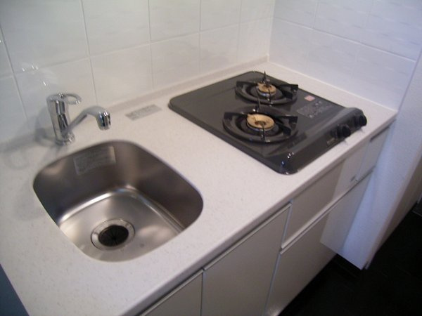 新品家具付きマンション大谷口上町1(KaGood東京)のキッチン