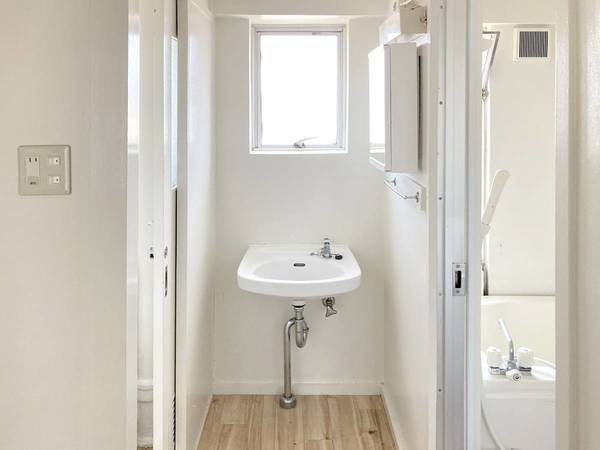 ビレッジハウス高道祖1号棟の洗面所|ビレッジハウスの同一物件・同一タイプの間取りの写真です