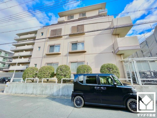 メゾン深草の外観