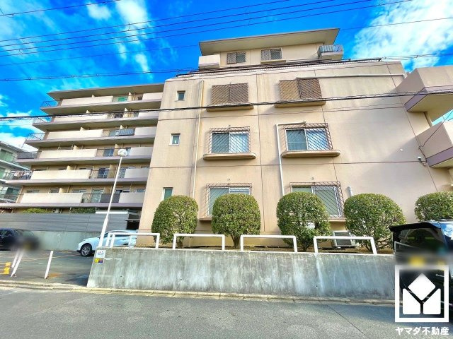 メゾン深草の外観