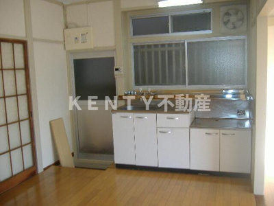 【キッチン】 | 間野荘 | キッチンです