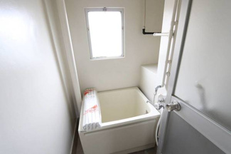 【浴室】 | ビレッジハウス田布施2号棟　2Ｋ | ビレッジハウスの同一物件・同一タイプの間取りの写真です