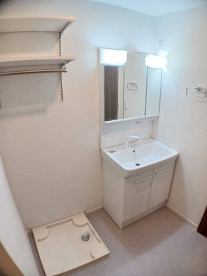 【洗面所】 | ウッドスプリング山根　Ａ　1ＬＤＫＴＳ | 洗面所です