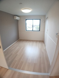 【内装】 | ウッドスプリング山根　Ａ　1ＬＤＫＴＳ | 内装もきれいです