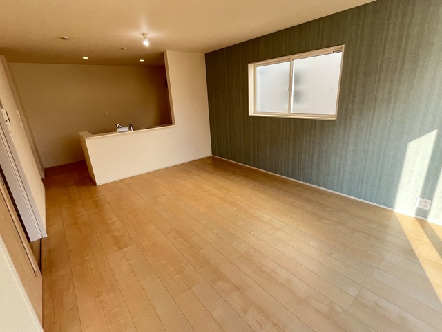 小山市中久喜　新築戸建1-1の居間・リビング