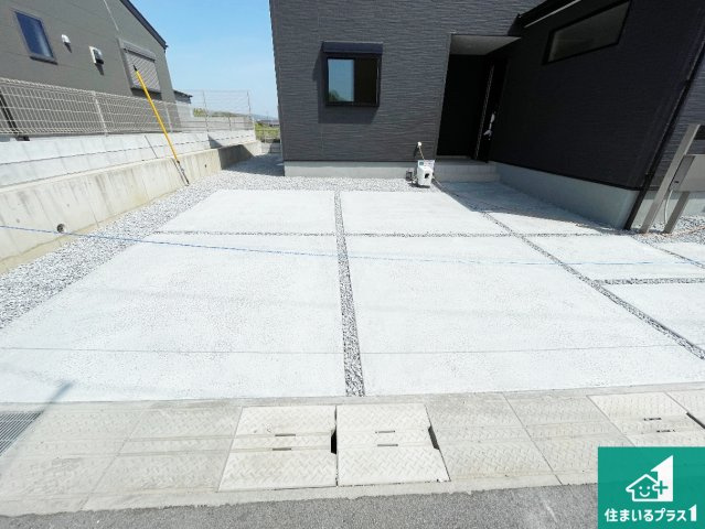 北葛城郡広陵町大野　第6期　新築一戸建ての駐車場|駐車スペース！散水栓があるので、こまめに愛車を洗えます！
