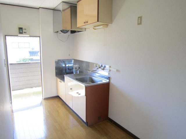 ひたちなか市高場６丁目のアパートのキッチン