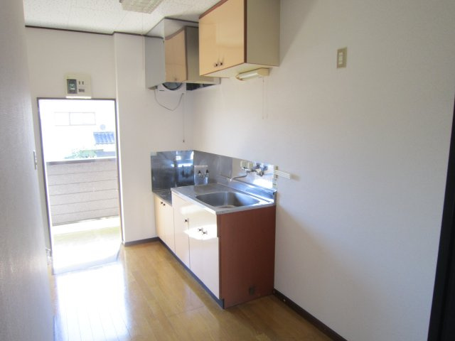 ひたちなか市高場６丁目のアパートのキッチン