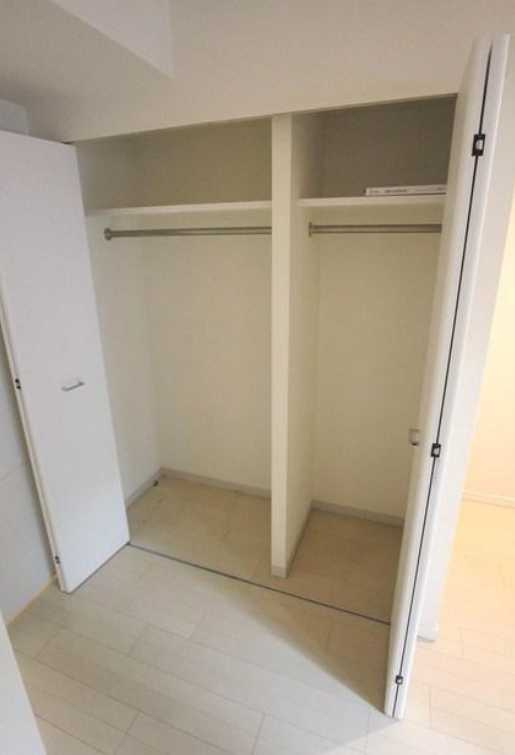 グランドコンシェルジュ用賀アジールコート　ネット無料　分譲賃貸　角部屋の収納