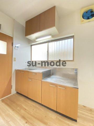 水尾連棟貸家のキッチン