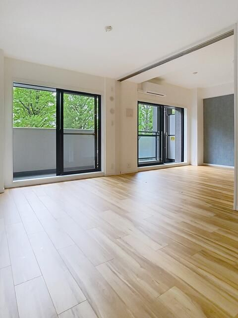 ヴェルデ久我山の居間・リビング