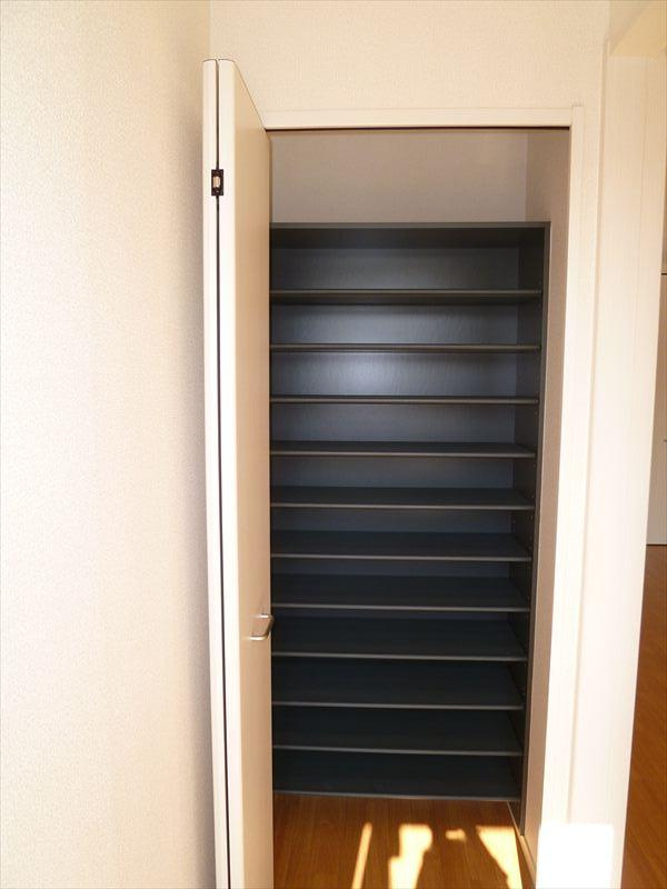 パークサイドハイム　Ⅱの収納