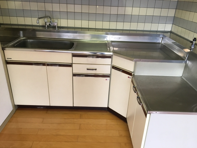 ステープル六供のキッチン