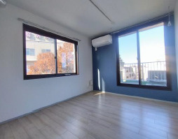 小平市学園西町１丁目の賃貸マンションの居間・リビング