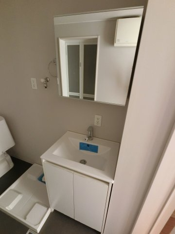 HALEKAIの独立洗面台