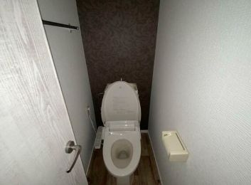 【トイレ】 | ヒルトップⅠ | コンパクトで使いやすいトイレです