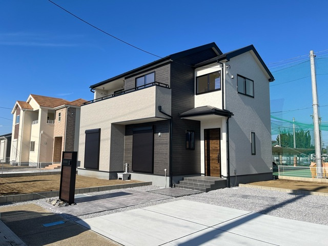 小山市中久喜　新築戸建1-3