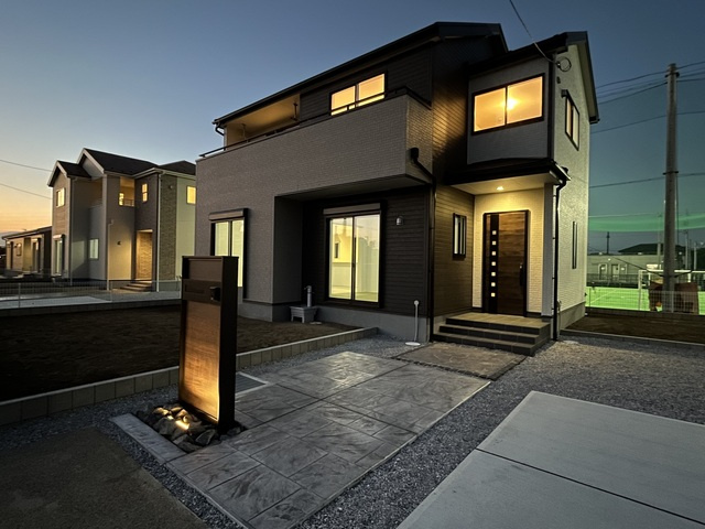 小山市中久喜　新築戸建1-3の外観