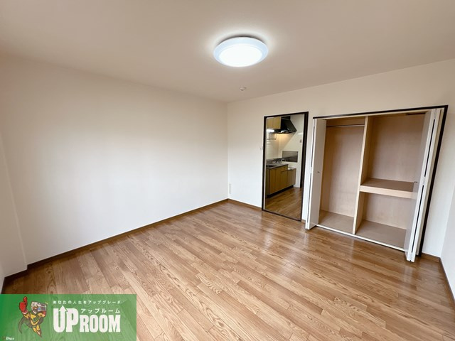 SurplusⅠ宮前Aの居間・リビング