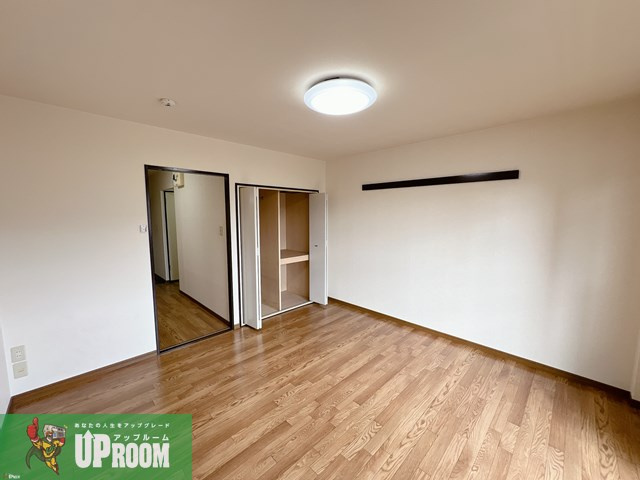 SurplusⅠ宮前Aの居間・リビング