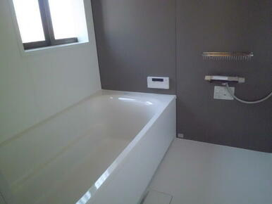 盛岡市湯沢南1の浴室