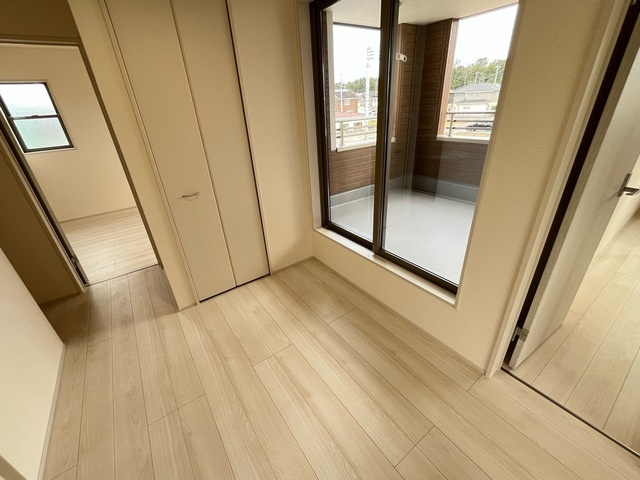 小山市中久喜　新築戸建1-4の洋室