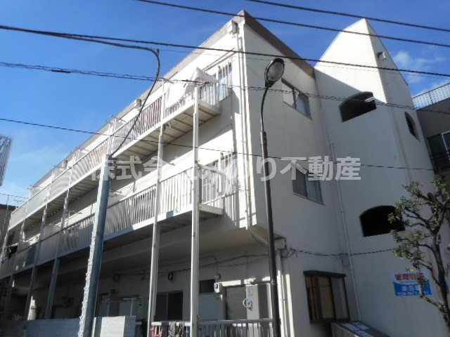 サンホーリハイツの外観