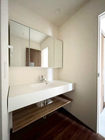 長野南長池第１の内観：施工例