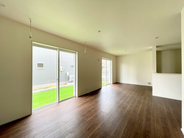 長野南長池第１の居間・リビング