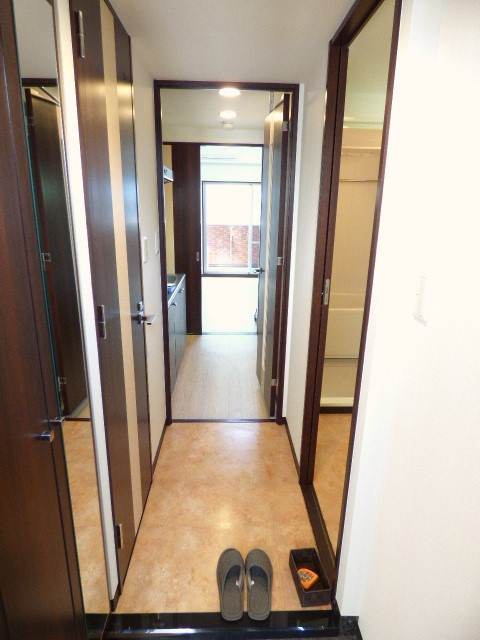 アーバネックス西長堀の玄関