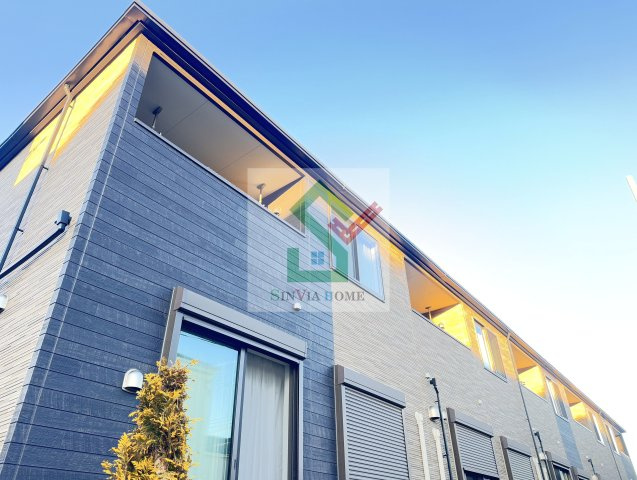 アズブルーの外観