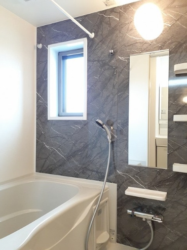 アズブルーの浴室