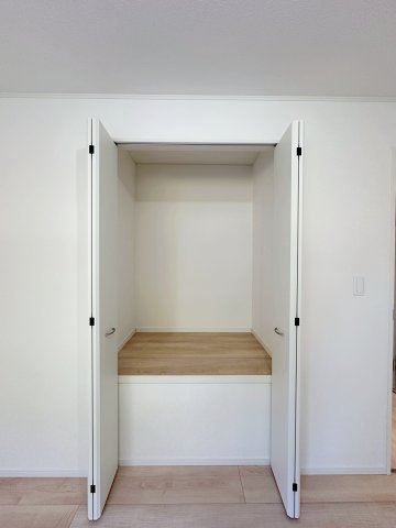 安佐北区口田4丁目No.2の収納|2階6帖洋室のクローゼット☆