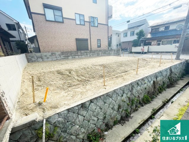 宝塚市光明町　第1期　新築一戸建ての外観|周辺は落ち着いた街並みの住宅地！子育てがしやすい住環境です！まだ未完成ですが、現地でしかわからない事もございます。是非一度ご覧ください。