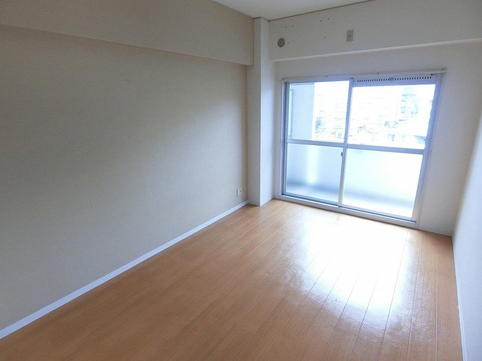 U-FLATSの居間・リビング