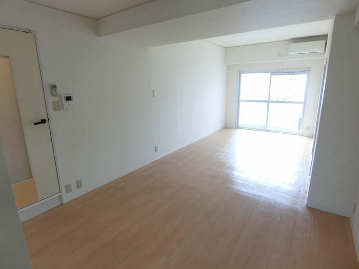 U-FLATSの居間・リビング