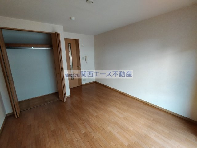 【寝室】 | ヴィラハピネス