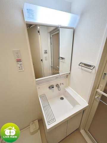 グランドコンシェルジュ菊川の洗面所