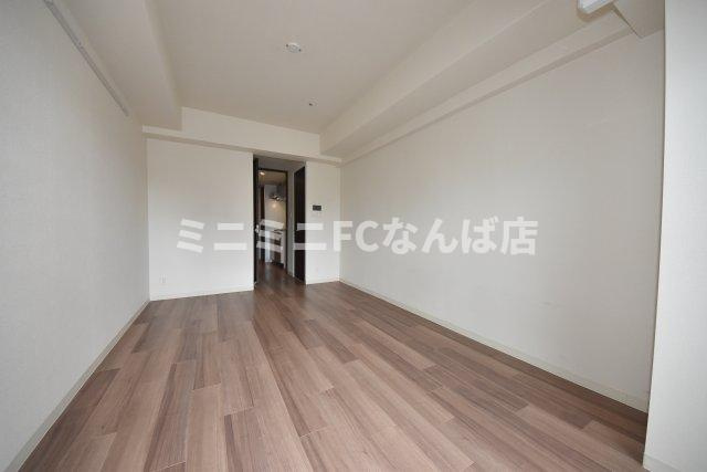 プレサンス本町エクストラの寝室