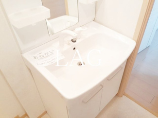 【洗面所】 | アボンリービレッジ | 洗面台です。