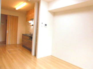 【居間・リビング】 | グレイスフラッツ