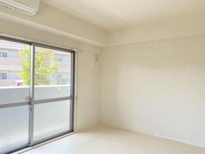 【寝室】 | エバーヒルズ N棟