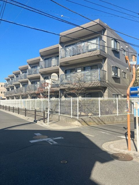 ストーン本八幡の外観