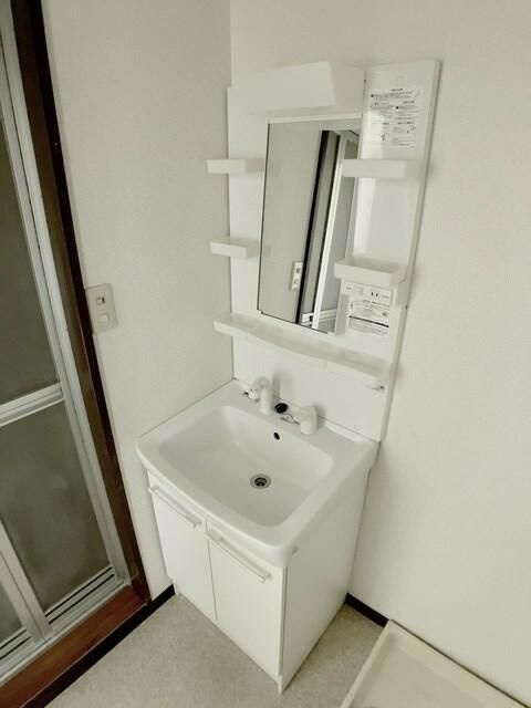 ストーン本八幡の独立洗面台