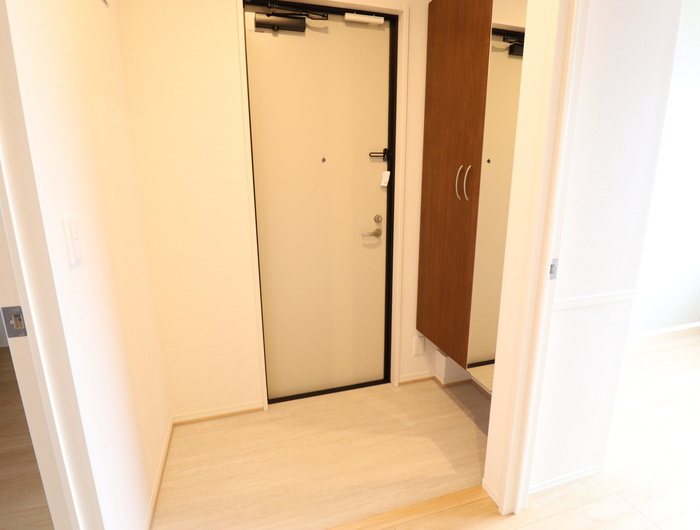 サンライズ新土河原の玄関