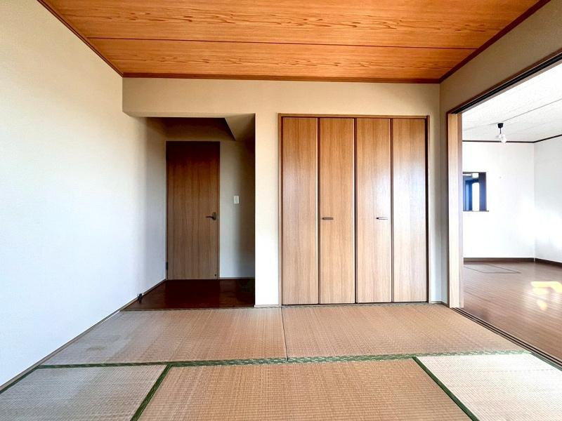 南国市大そね甲　中古戸建ての収納