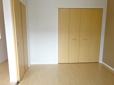 【内装】 | エルヴェ汐焼Ａ | 南洋室