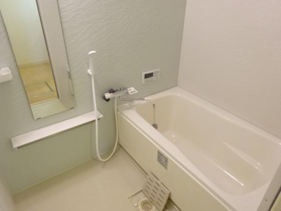 【浴室】 | エルヴェ汐焼Ａ | バス