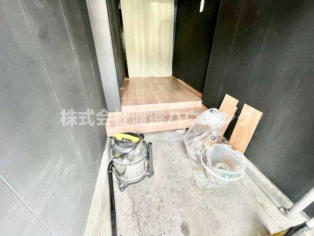 長池町貸家の玄関