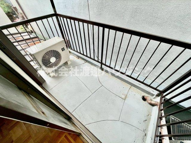 長池町貸家のバルコニー